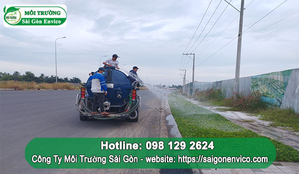 Cho Thuê Xe Bồn Chở Nước Rửa Đường Gía Rẻ 0981.29.26.24